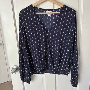 VIXBE Navy Blue Patterned Crossover Wrap Blouse Size M